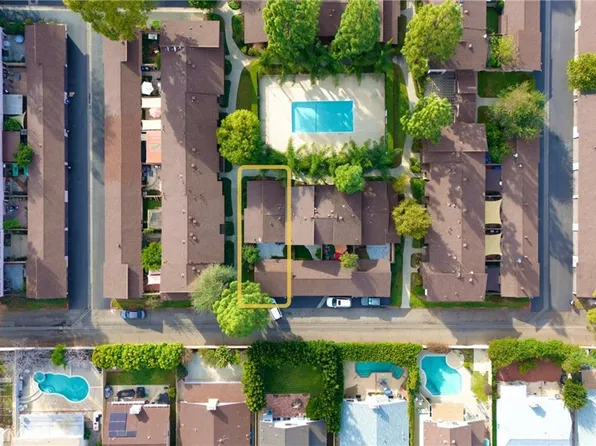 7554 Corbin Ave Unit 4, Reseda, CA 91335