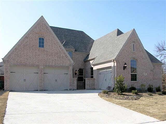 8729 Scarlet Trail-Plan 900~ One of a Kind 1.5 Story Oversized Homesite