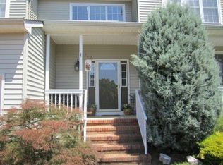 9 Wolverton Ln, Hillsborough, NJ 08844