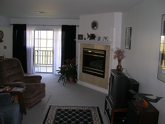 5th image of 1141 Washington Grn