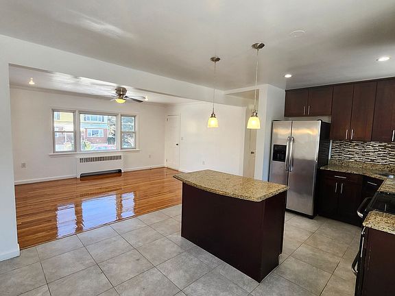 4th image of 37 Noble Ave Floor 1