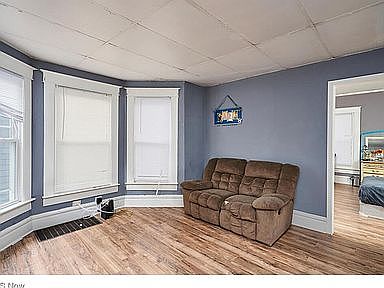 Bedroom with Bay Window and Closet