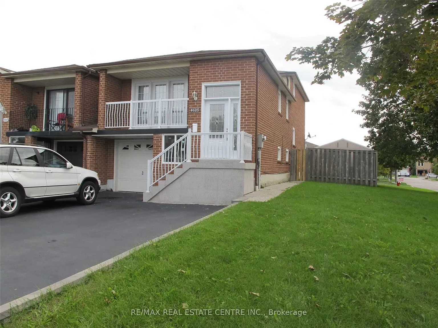 3 bed, $3,000 — Photo 1