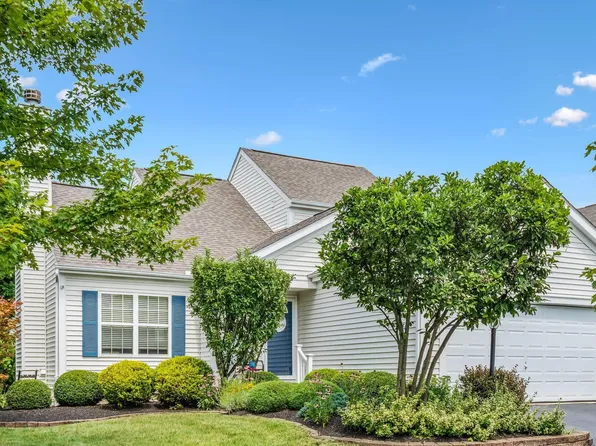 2266 Dates St, Delaware, OH 43015