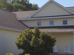 2240 68th St SE, Caledonia, MI 49316