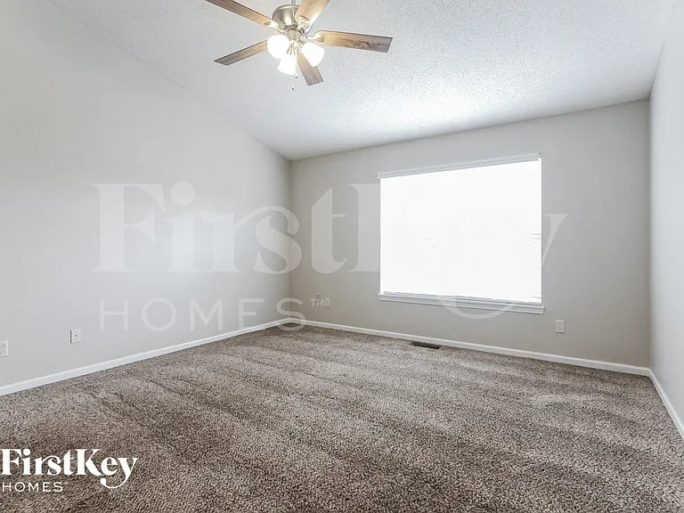 7222 Mars Dr — Photo 7