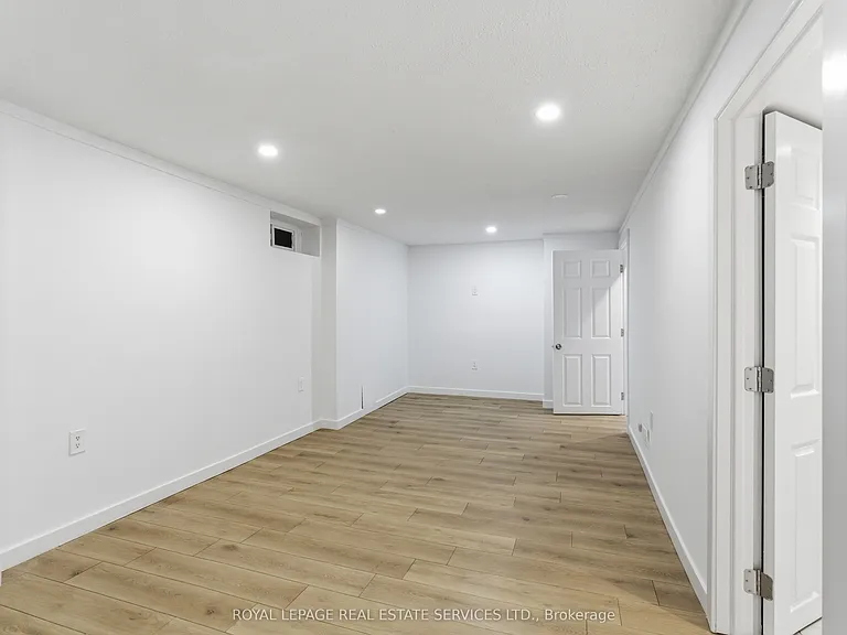 341 Rexford Dr — Photo 37