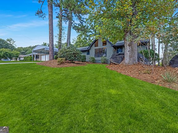 5th image of 7548 Lowilla Ln