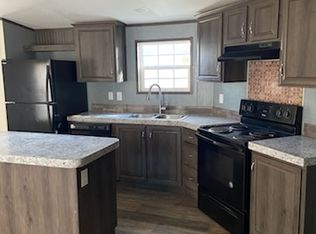 348 Mesquite Ln #45, Mercedes, TX 78570