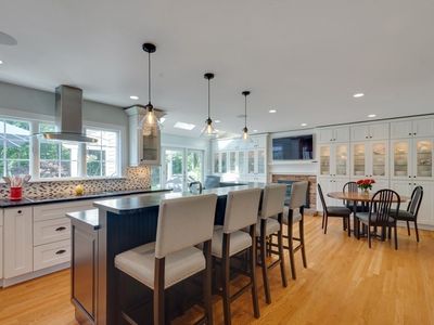37 Spruce Rd, North Reading, MA, 01864
