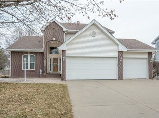 13061 Clark St, Clive, IA 50325
