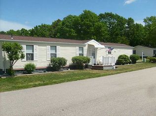 2 Idlewild Ct, Coventry, RI 02816