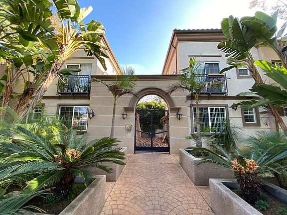 2nd image of 12504 Venice Blvd APT 210