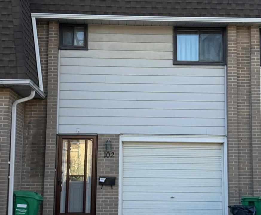 1st image of 475 Bramalea Rd #102