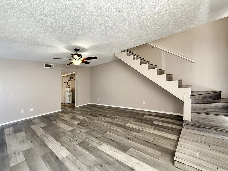 2625 Santiago Cir — Photo 5