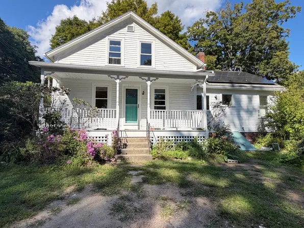 625 Spring St #1, Leeds, MA 01053