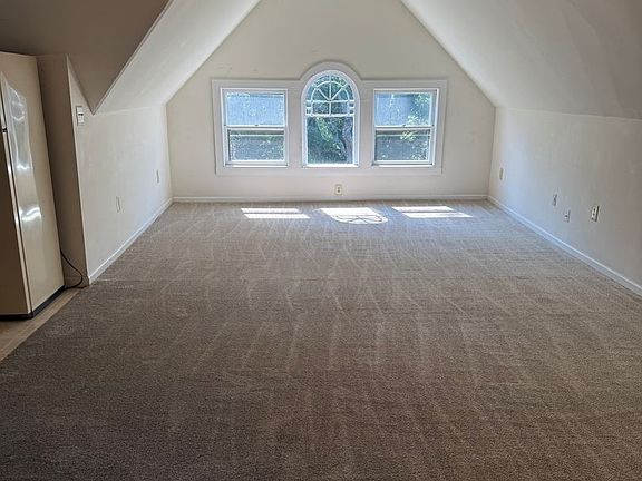 2nd image of 660 Chestnut St APT 5