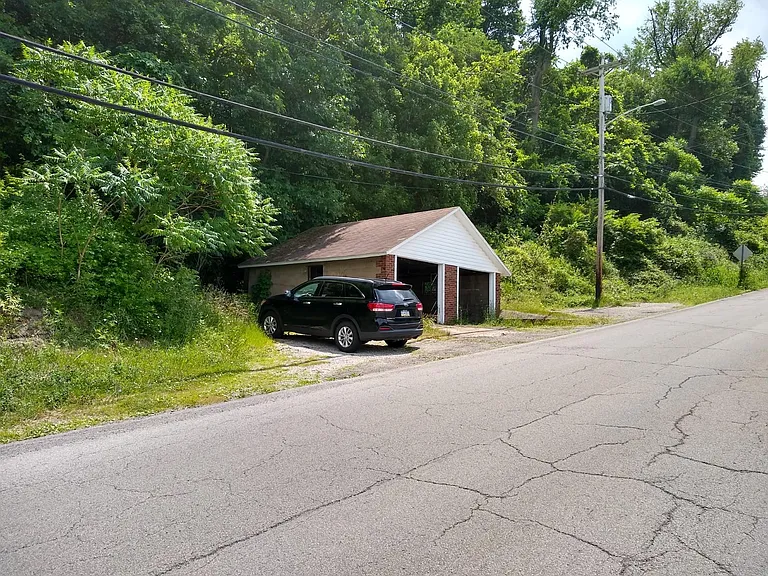1427 Maratta Rd — Photo 15