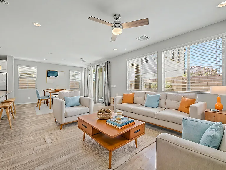 3944 E Dublin St — Photo 5