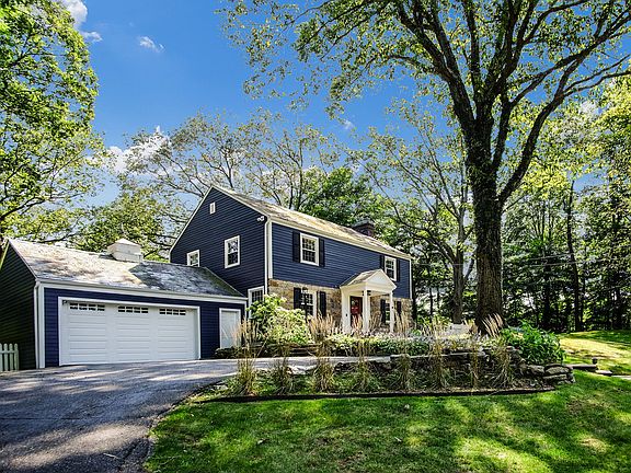 104 Kewanee Rd  (  004of 35).JPG