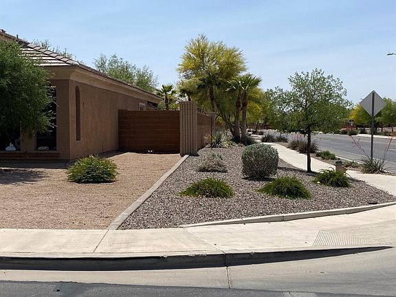 3rd image of 1201 E Prickly Pear St