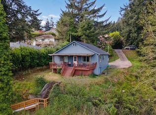 831 S 11th St, Coos Bay, OR 97420