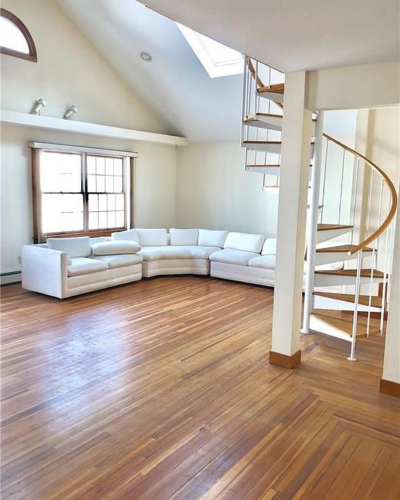 1st image of 132 Water St