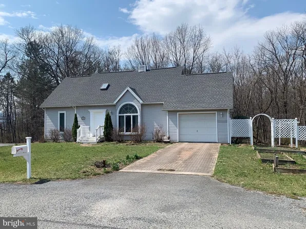 305 Cooper Ln, Mc Connellsburg, PA 17233