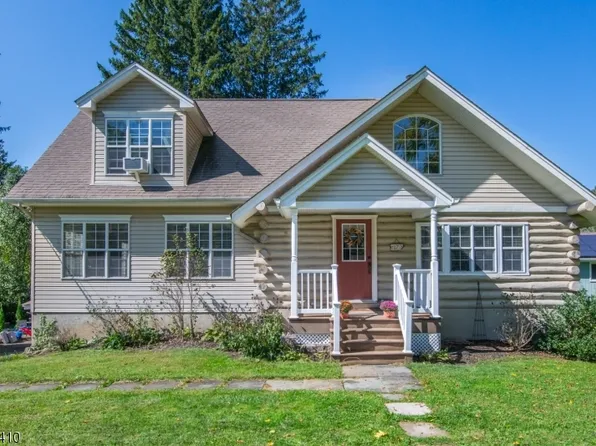 17 Potter Ave, Andover Twp., NJ 07860