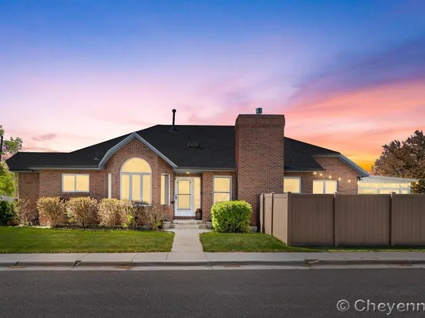 705 W 2nd Ave, Cheyenne, WY 82001