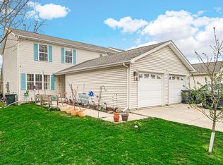 395 Plymouth Rd APT A, Valparaiso, IN 46385