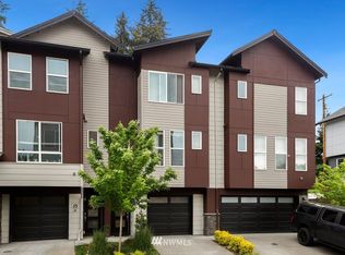 15720 Meadow Rd UNIT J6, Lynnwood, WA 98037