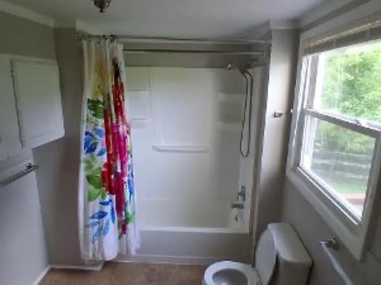 Downstairs full bath