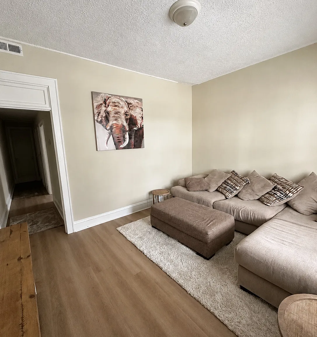 2 bed, 960 sqft, $1,200 — Photo 1