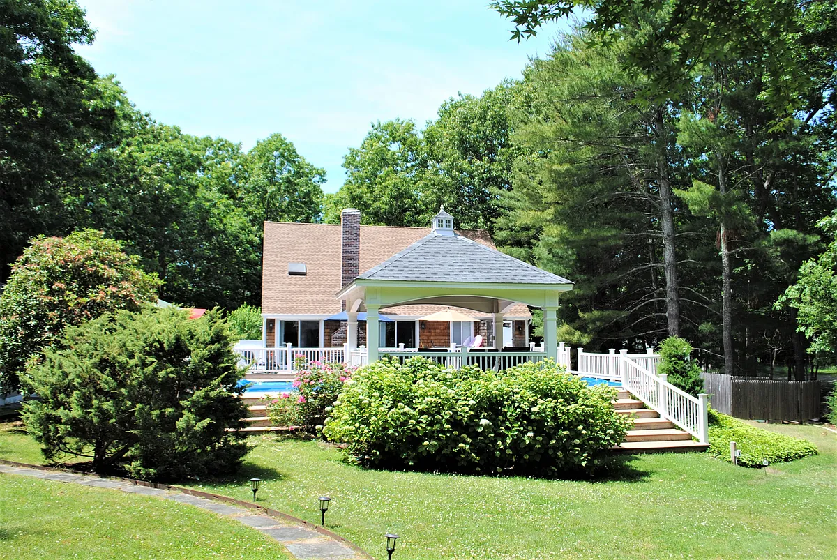 Building Photo - 130 Old House Landing Rd