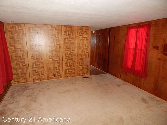 4th image of 3307 Isle Royale Dr