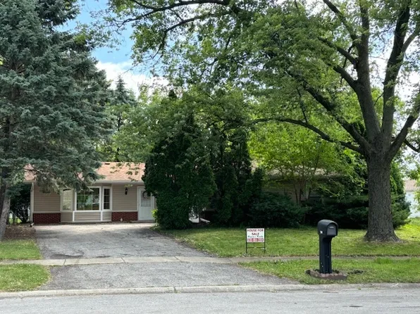 154 Bowman Ct, Bolingbrook, IL 60440