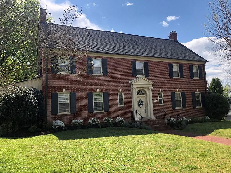 1st image of 153 Hawthorne Dr