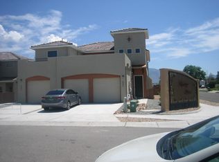 6900 Papaya Ct NE, Albuquerque, NM 87109