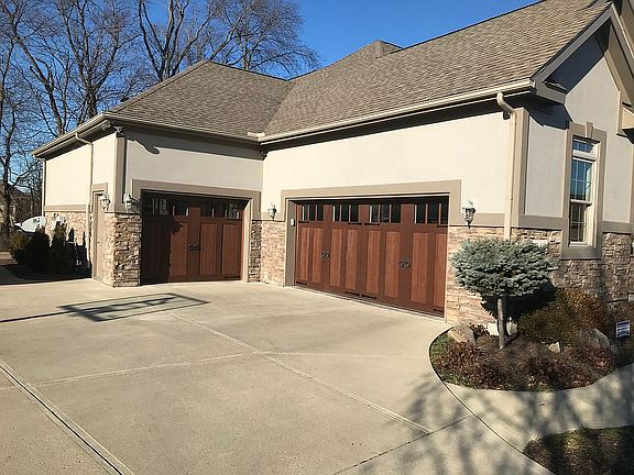 4th image of 440 Burnside Dr