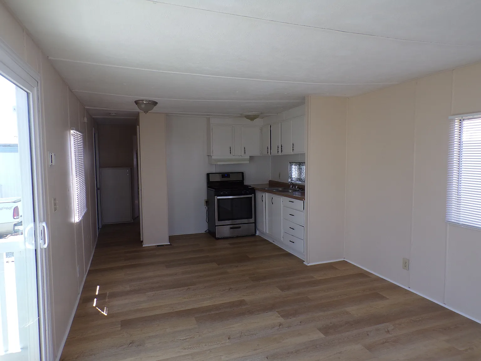 1 bed, 576 sqft, $1,395 — Photo 3