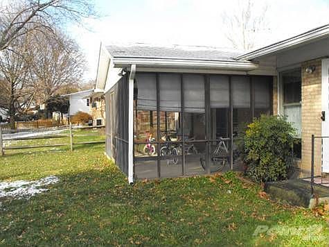 2010_0102L_210EBelcresRd_pics0002