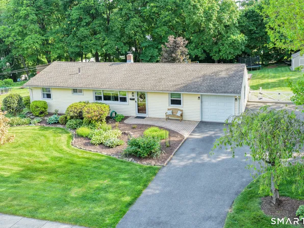139 Contour Drive, Cheshire, CT 06410