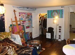 1011 18th St APT 4, Oakland, CA 94607