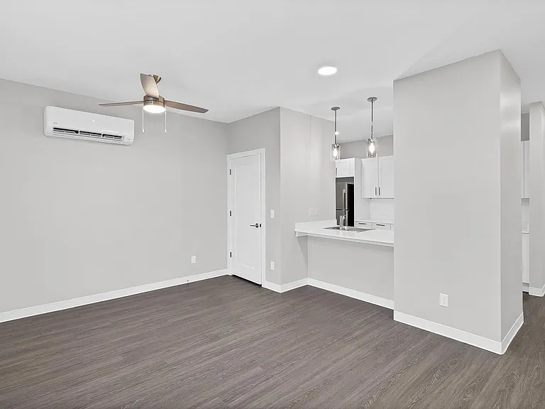 Sanford Flats — Photo 10