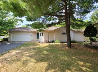 1037 Saddle Rdg, Portage, WI 53901