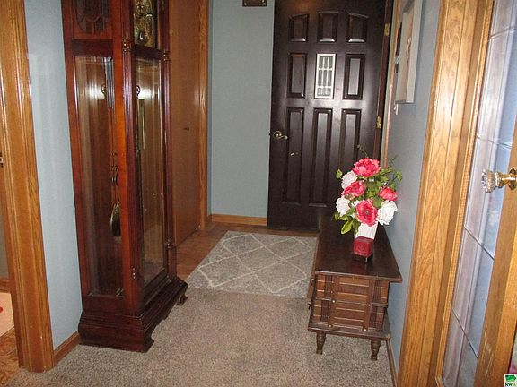 3rd image of 6009 Four Seasons Dr