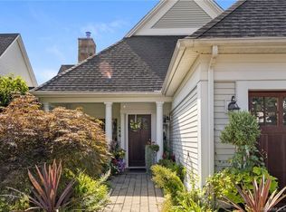 103 Strawberry Ln UNIT 103, South Windsor, CT 06074