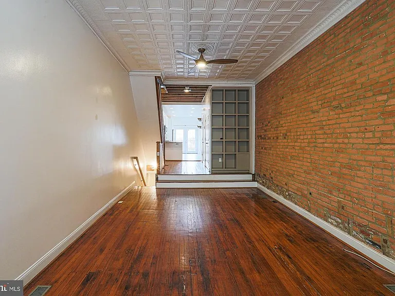 127 N Patterson Park Ave #1 — Photo 7