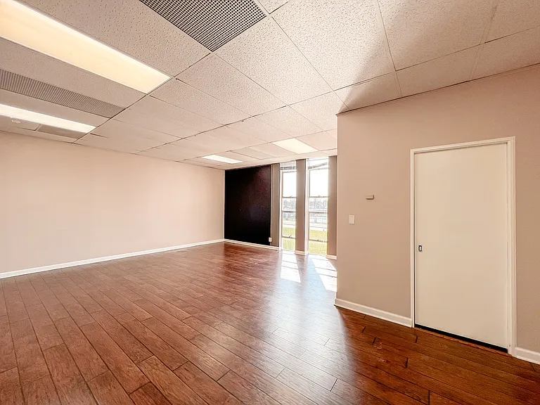 555 S Schuyler Ave #280 — Photo 1